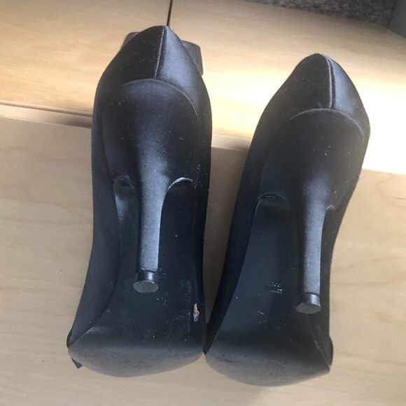 Tahari Sloan Satin Peep Toe Pumps - Whimsigoth Pin Up - Picture 10 of 14